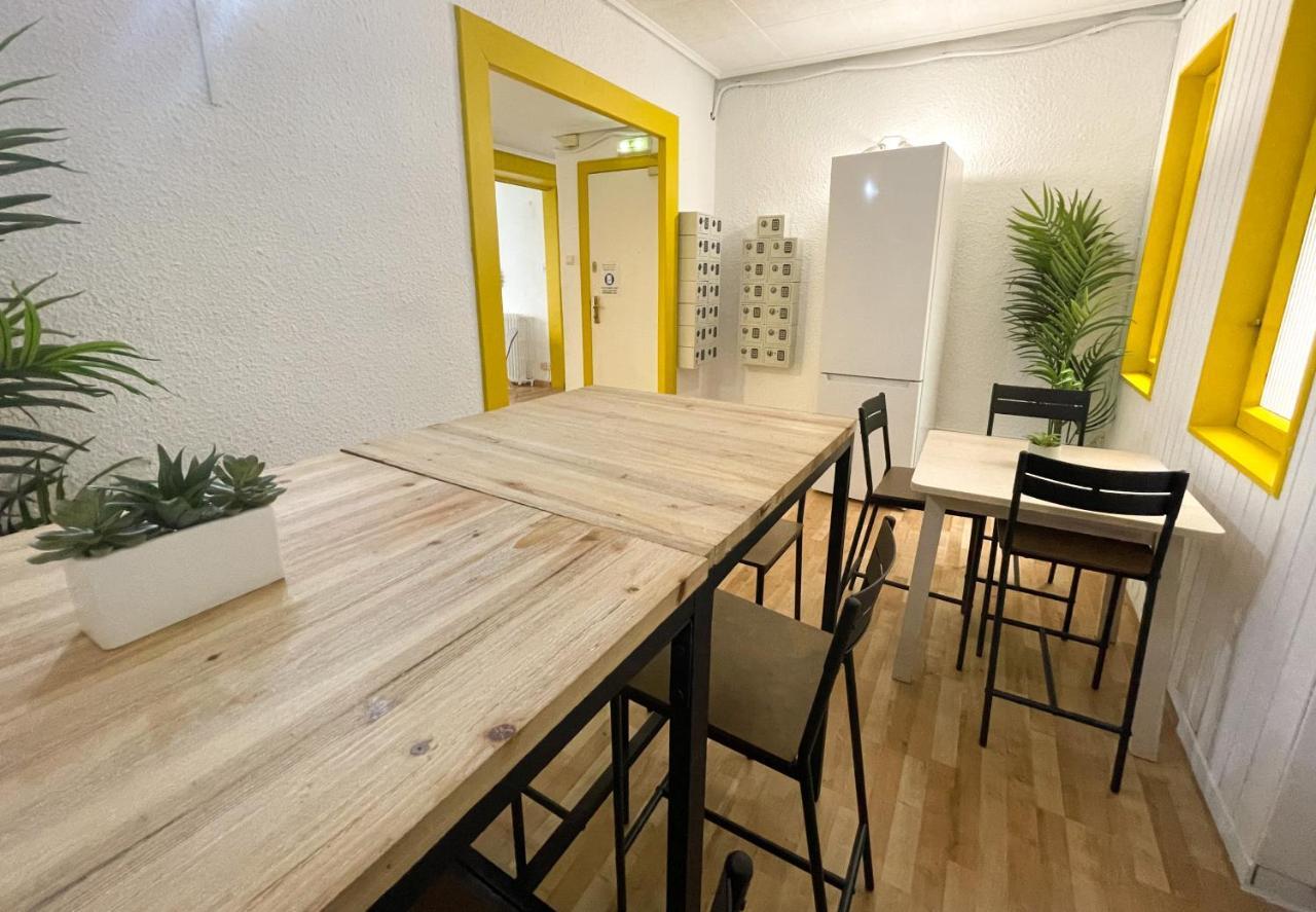 Az The Bridge Hostel - Coliving 사라고사 외부 사진