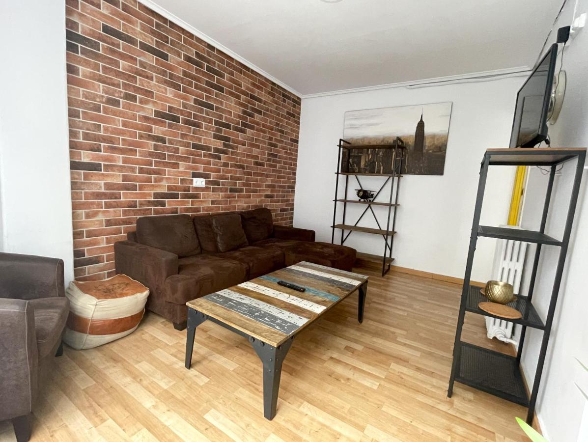 Az The Bridge Hostel - Coliving 사라고사 외부 사진