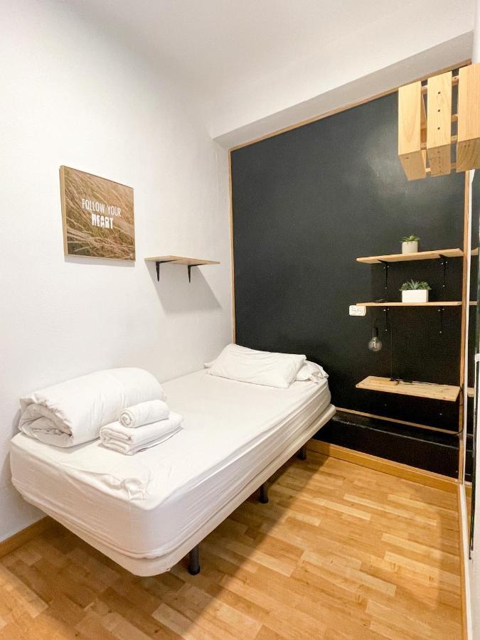Az The Bridge Hostel - Coliving 사라고사 외부 사진